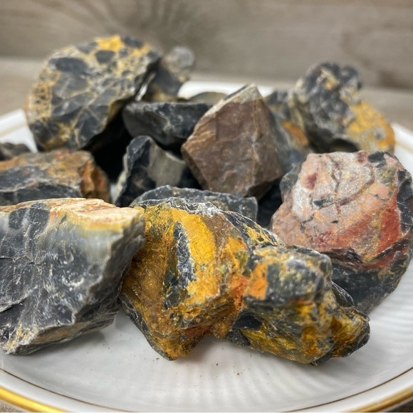 RAW Black Onyx Pieces - Small x3 - Picture 3 of 6